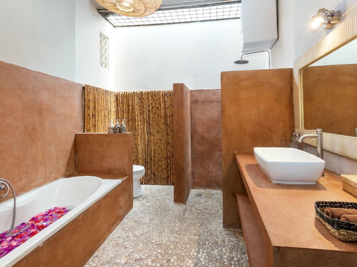 Villa Chamade Seminyak Eksteriør billede